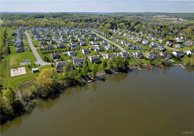Photo 3 of Sale Pending at 37 Waterfront Dr, Baldwinsville, NY 13027 | MLS# S1701435 | Listing updated on 2026-08-25