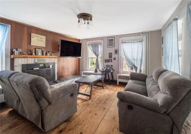 Photo 3 of Multi family home for sale at 118 Railroad Ave, Middleburgh, NY 12122 | MLS# R1693414 | Listing updated on 2026-09-03