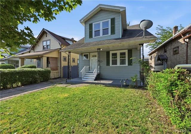 Photo 3 of Single family home for sale at 131 Stockbridge Ave, Buffalo, NY 14215 | MLS# B1701741 | Listing updated on 2026-09-02