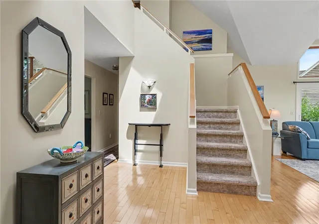 Photo 3 of Sale Pending at 22 Cobblestone Xing, Penfield, NY 14526 | MLS# R1700505 | Listing updated on 2026-09-03