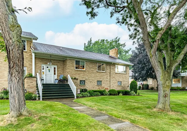 Photo 1 of Sale Pending at 35a Veldor Park, Rochester, NY 14612 | MLS# R1701881 | Listing updated on 2026-09-01