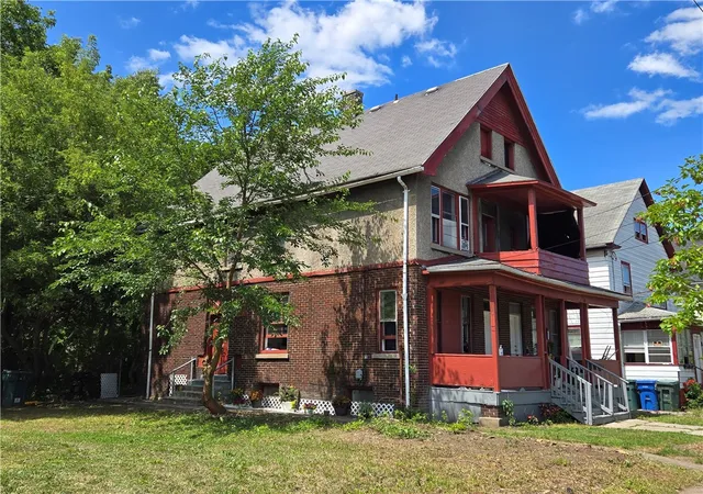 Photo 3 of Sale Pending at 139 Rohr St, Rochester, NY 14605 | MLS# R1701885 | Listing updated on 2026-08-20