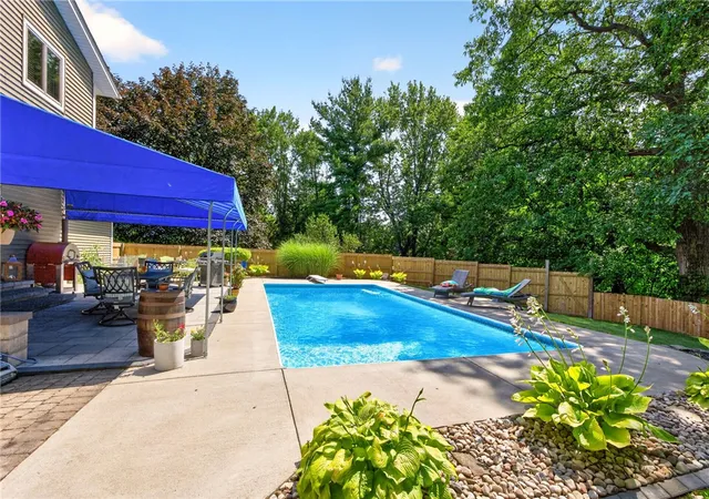 Photo 3 of Sale Pending at 144 Granada Cir, Rochester, NY 14609 | MLS# R1694725 | Listing updated on 2026-09-03