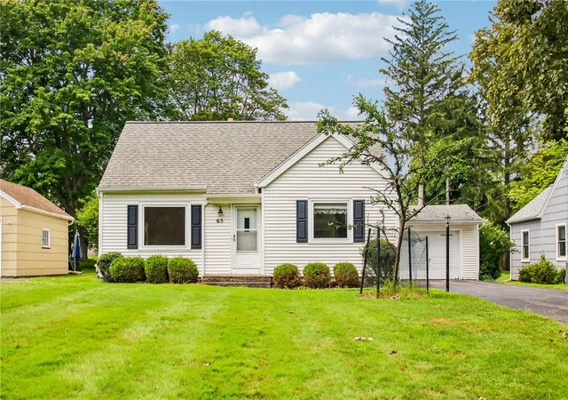 Photo 1 of Sale Pending at 65 Crestfield Dr, Rochester, NY 14617 | MLS# R1700535 | Listing updated on 2026-08-05