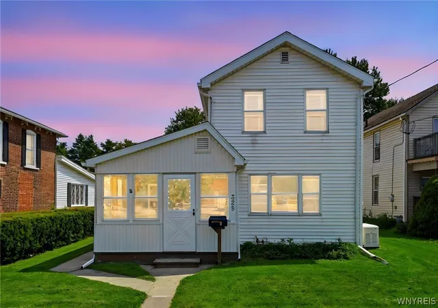 Photo 2 of Sale Pending at 328 Walnut St, Lockport, NY 14094 | MLS# B1701491 | Listing updated on 2026-08-24