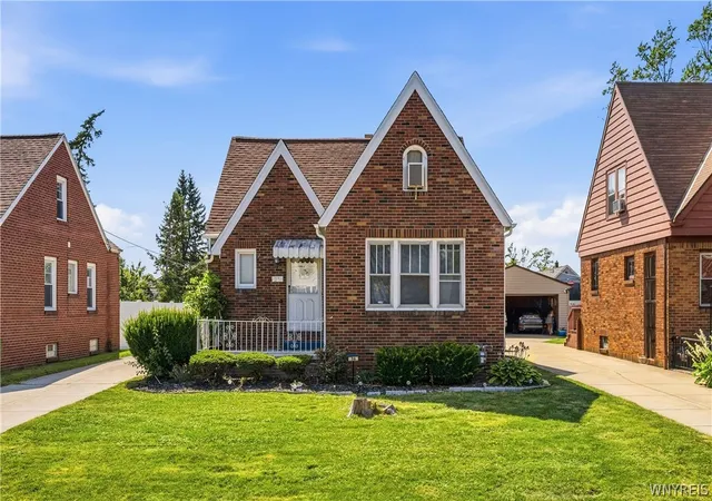 Photo 1 of Sale Pending at 36 Godfrey St, Buffalo, NY 14215 | MLS# B1701776 | Listing updated on 2026-08-19