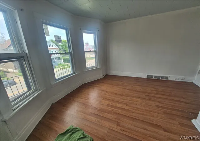 Listing Photo 4 - Condo for sale in building located at 1133 E Delavan Ave, Buffalo, NY 14215 - Unit #S