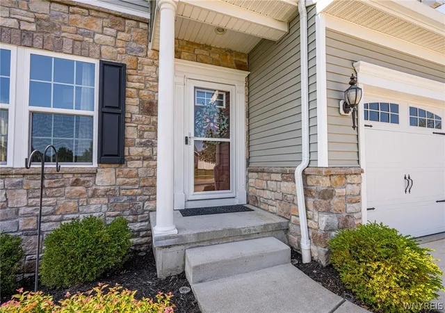 Photo 3 of Sale Pending at 8 Adam Chris Dr, Buffalo, NY 14224 | MLS# B1701938 | Listing updated on 2026-08-12