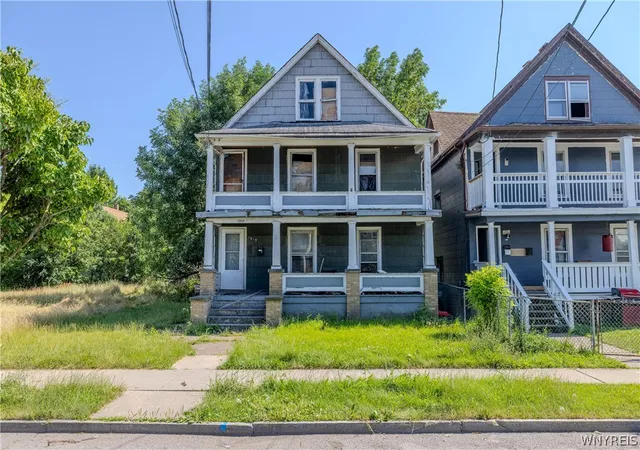 Photo 2 of Multi family home for sale at 1919 Niagara St, Niagara Falls, NY 14303 | MLS# B1702040 | Listing updated on 2026-08-05