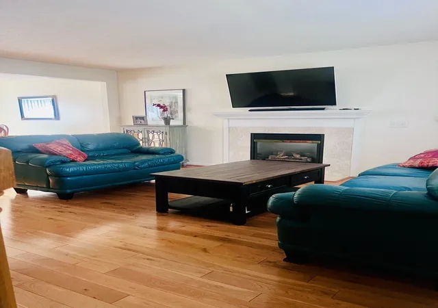 Photo 4 of Single family home for sale at 95 Creston Ct, Rochester, NY 14612 | MLS# R1701556 | Listing updated on 2026-08-04