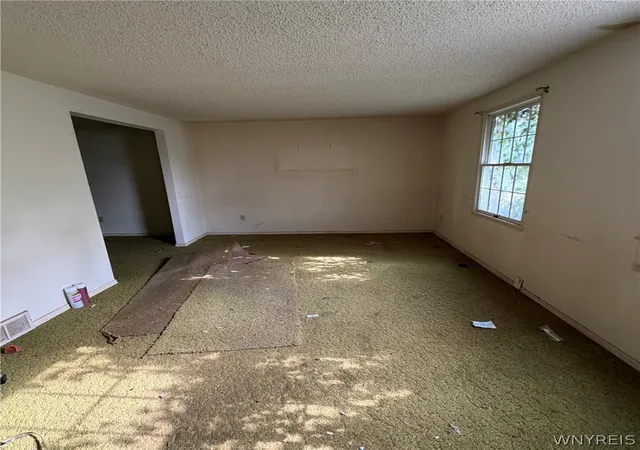 Photo 3 of Sale Pending at 5092 Rogers Rd, Hamburg, NY 14075 | MLS# B1701978 | Listing updated on 2026-08-13