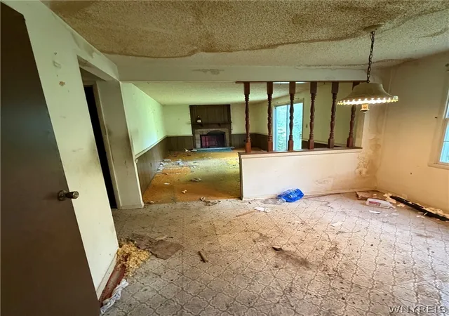 Photo 4 of Sale Pending at 5092 Rogers Rd, Hamburg, NY 14075 | MLS# B1701978 | Listing updated on 2026-08-13