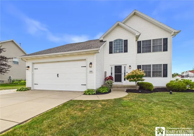 Photo 1 of Sale Pending at 5890 Pinehurst Ct, Lake View, NY 14085 | MLS# R1702224 | Listing updated on 2026-08-27