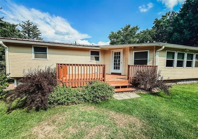 Photo 3 of Sale Pending at 3919 Griffin Rd, Syracuse, NY 13215 | MLS# R1701914 | Listing updated on 2026-08-06
