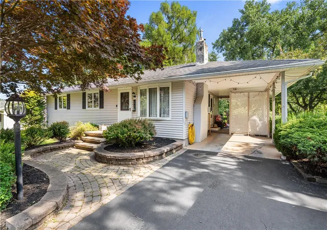 Photo 1 of Sale Pending at 30 Lake Rd, Avon, NY 14414 | MLS# R1701814 | Listing updated on 2026-08-18
