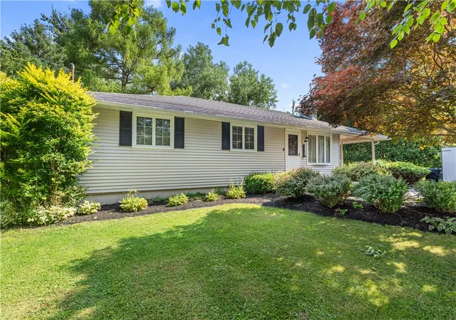Photo 2 of Sale Pending at 30 Lake Rd, Avon, NY 14414 | MLS# R1701814 | Listing updated on 2026-08-18