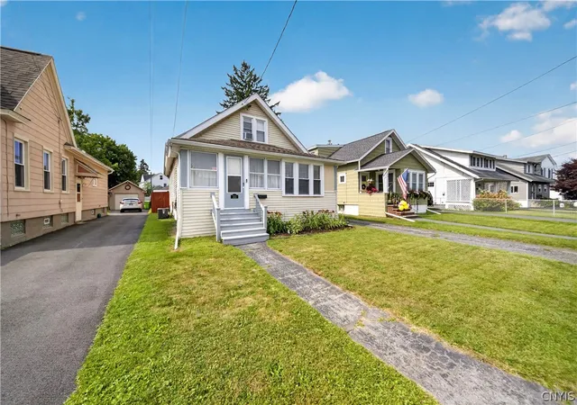 Photo 2 of Sale Pending at 310 Roxford Rd S, Syracuse, NY 13208 | MLS# S1701672 | Listing updated on 2026-08-26