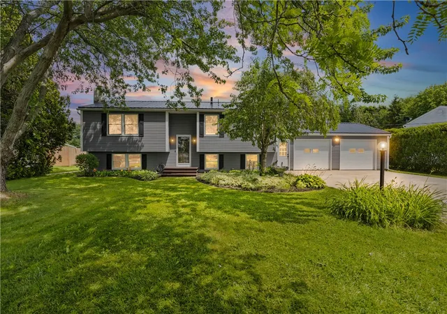 Photo 2 of Sale Pending at 292 Collamer Rd, Hilton, NY 14468 | MLS# R1696065 | Listing updated on 2026-08-13