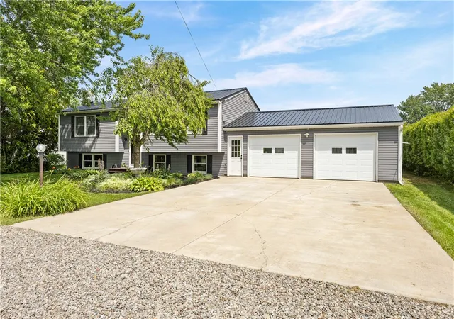 Photo 3 of Sale Pending at 292 Collamer Rd, Hilton, NY 14468 | MLS# R1696065 | Listing updated on 2026-08-13