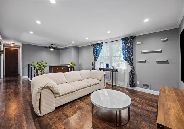 Photo 4 of Sale Pending at 292 Collamer Rd, Hilton, NY 14468 | MLS# R1696065 | Listing updated on 2026-08-13