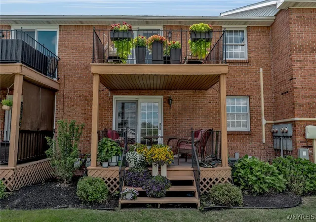 Photo 3 of Condo for sale at 9 Tralee Terr, East Amherst, NY 14051 | MLS# B1701906 | Listing updated on 2026-08-09