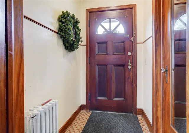 Photo 3 of Sale Pending at 226 Townsend St, Rochester, NY 14621 | MLS# R1701385 | Listing updated on 2026-09-02
