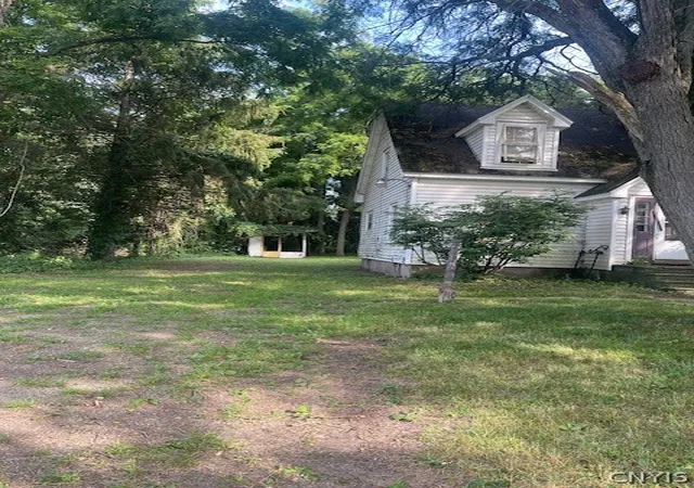 Photo 2 of Sale Pending at 18 Pierce Dr, Fulton, NY 13069 | MLS# S1701871 | Listing updated on 2026-08-07
