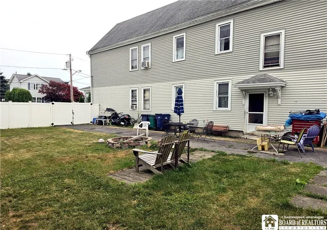 Photo 3 of Sale Pending at 16 Sidway St, Buffalo, NY 14210 | MLS# R1702300 | Listing updated on 2026-08-13