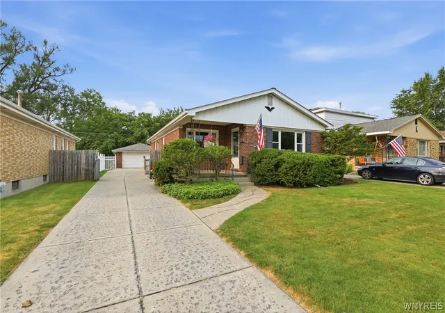 Photo 3 of Sale Pending at 289 French Rd, Depew, NY 14043 | MLS# B1702064 | Listing updated on 2026-09-12