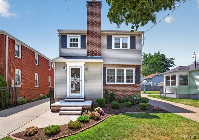 Photo 1 of Sale Pending at 109 Whitehall Ave, Buffalo, NY 14220 | MLS# B1702290 | Listing updated on 2026-08-31