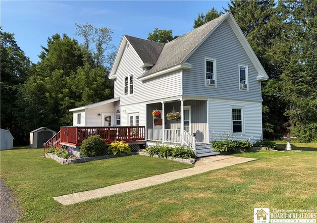 Photo 1 of Single family home for sale at 2011 Willard St Ext, Jamestown, NY 14701 | MLS# R1701604 | Listing updated on 2026-09-07