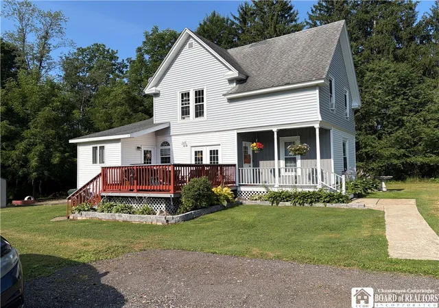 Photo 2 of Single family home for sale at 2011 Willard St Ext, Jamestown, NY 14701 | MLS# R1701604 | Listing updated on 2026-09-07