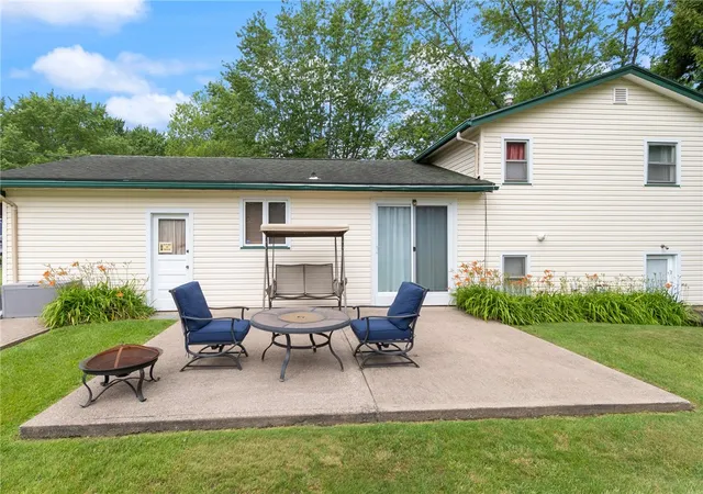 Photo 4 of Sale Pending at 64 Elmford Rd, Rochester, NY 14606 | MLS# R1694667 | Listing updated on 2026-08-07