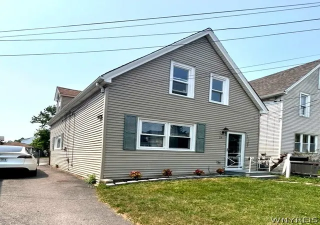 Photo 1 of Single family home for sale at 24 Euclid Ave, Buffalo, NY 14211 | MLS# B1702297 | Listing updated on 2026-08-12