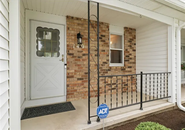 Photo 3 of Sale Pending at 149 Flower Dale Dr, Rochester, NY 14626 | MLS# R1700683 | Listing updated on 2026-08-31