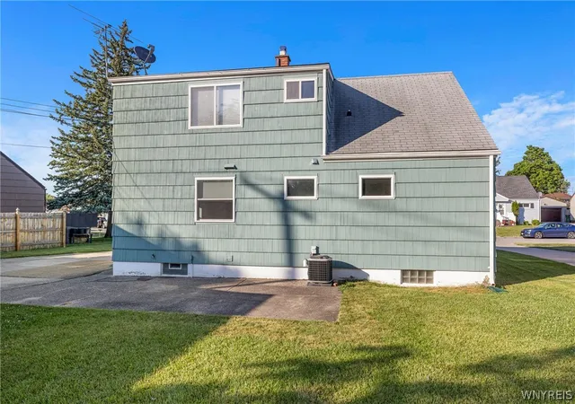 Photo 4 of Sale Pending at 112 University Ave, Depew, NY 14043 | MLS# B1702217 | Listing updated on 2026-08-10