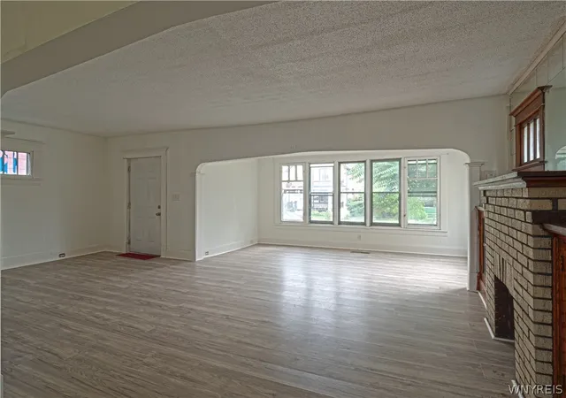 Photo 3 of Single family home for sale at 496 E Amherst St, Buffalo, NY 14215 | MLS# B1702419 | Listing updated on 2026-09-12