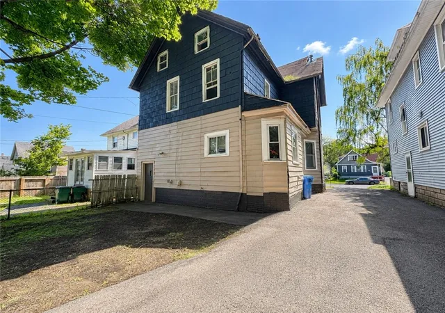 Photo 3 of Sale Pending at 1319 N Clinton Ave, Rochester, NY 14621 | MLS# R1698220 | Listing updated on 2026-08-07