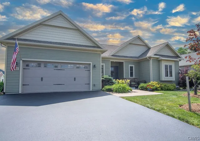 Photo 2 of Sale Pending at 102 Emick Ln, Cazenovia, NY 13035 | MLS# S1701820 | Listing updated on 2026-08-26