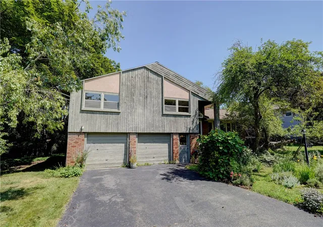Photo 2 of Sale Pending at 315 Dunrovin Ln, Rochester, NY 14618 | MLS# R1700383 | Listing updated on 2026-08-16