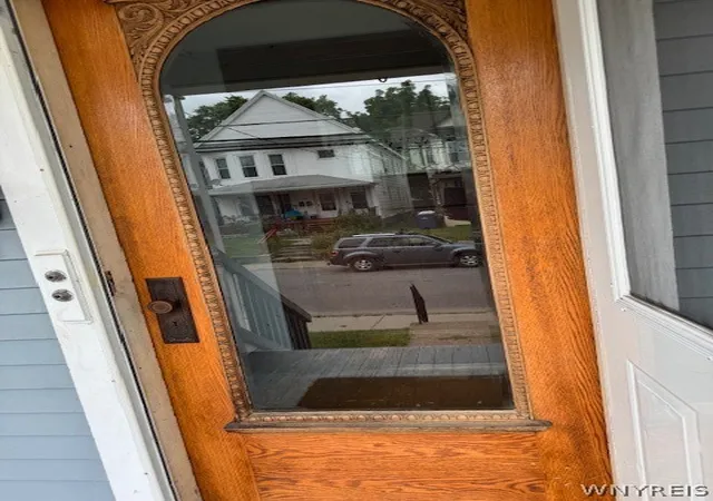Photo 2 of Sale Pending at 83 Parkview Ave, Buffalo, NY 14210 | MLS# B1702057 | Listing updated on 2026-08-31