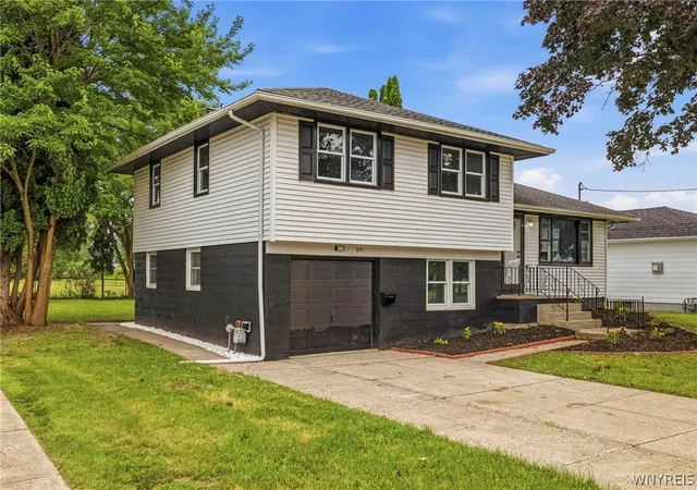 Photo 2 of Sale Pending at 641 Shad St, North Tonawanda, NY 14120 | MLS# B1702520 | Listing updated on 2026-08-08