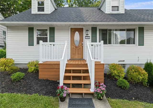 Photo 3 of Sale Pending at 108 Sutton Dr, Syracuse, NY 13219 | MLS# S1702511 | Listing updated on 2026-09-13