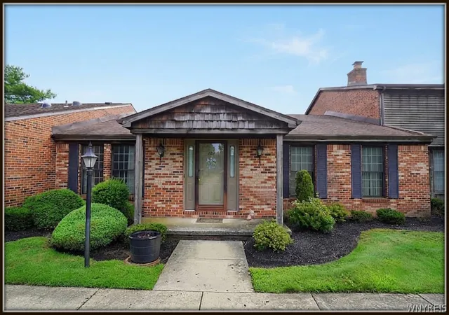 Photo 1 of Sale Pending at 122 Wedgewood Dr, Williamsville, NY 14221 | MLS# B1700657 | Listing updated on 2026-08-24