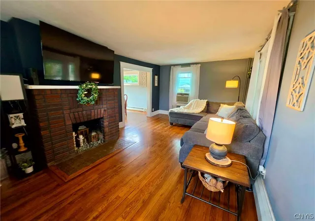 Photo 3 of Sale Pending at 1303 Schuyler St, Rome, NY 13440 | MLS# S1700935 | Listing updated on 2026-09-14