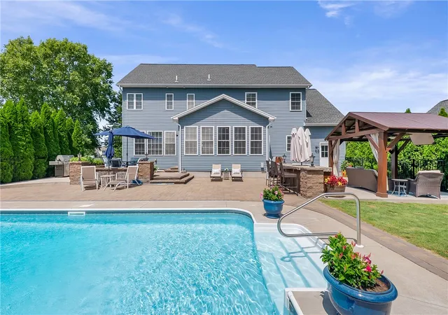Photo 3 of Sale Pending at 95 Blue Aspen Way, Rochester, NY 14612 | MLS# R1702093 | Listing updated on 2026-08-05