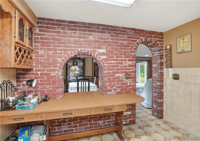 Photo 3 of Single family home for sale at 400 Ayer Rd, Buffalo, NY 14221 | MLS# B1702168 | Listing updated on 2026-08-23