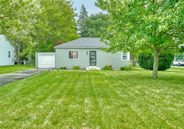 Photo 1 of Sale Pending at 158 Howard Rd, Rochester, NY 14606 | MLS# R1702399 | Listing updated on 2026-08-25