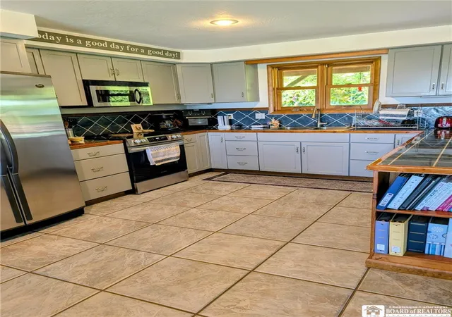 Photo 3 of Single family home for sale at 5074 S Ripley Rd, Ripley, NY 14775 | MLS# R1701805 | Listing updated on 2026-08-05