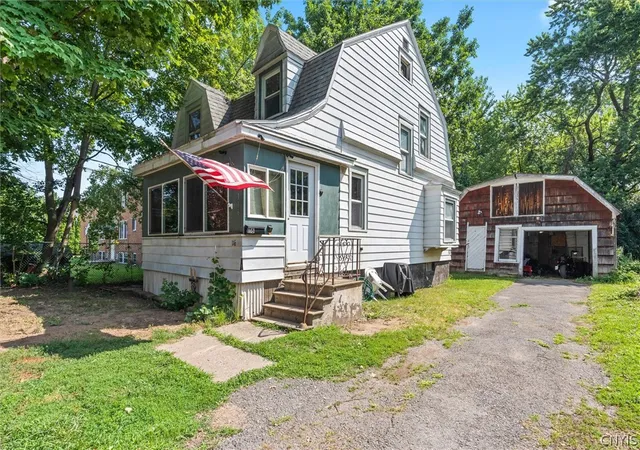 Photo 4 of Sale Pending at 116 Reese Ave, Syracuse, NY 13212 | MLS# S1702167 | Listing updated on 2026-08-16